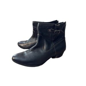 Sofft Black Ankle Boots with Buckle, women’s 7.5